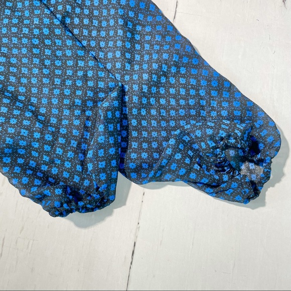 Mudd Long Sleeve Floral Blue and Black Dress. - Picture 9 of 12